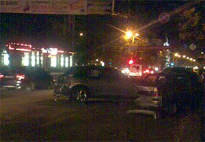 Автомобиль "Инфинити"