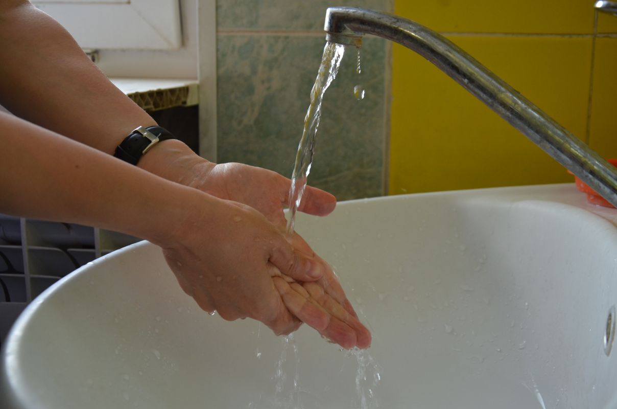 Жителей более 100 домов в Воронеже на день оставили без горячей воды 