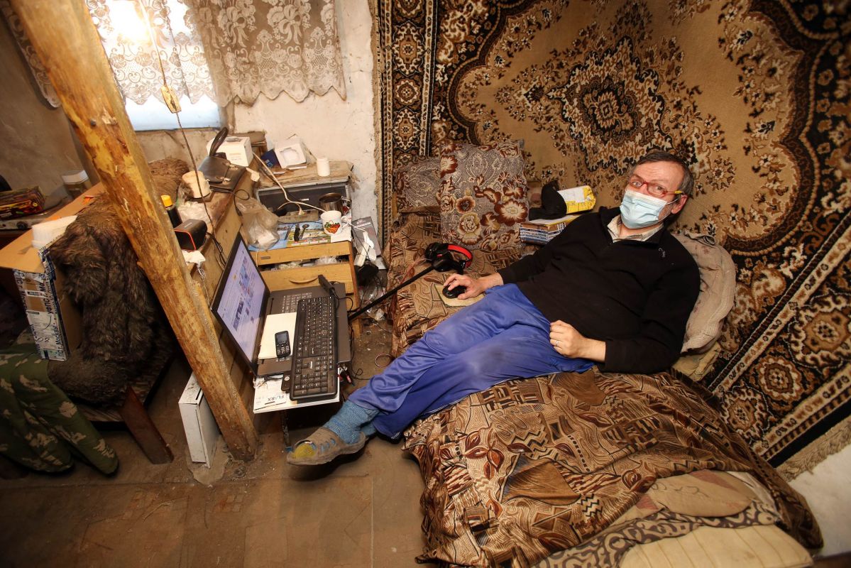 Под Воронежем тяжело больной блогер больше 10 лет живёт в сарае