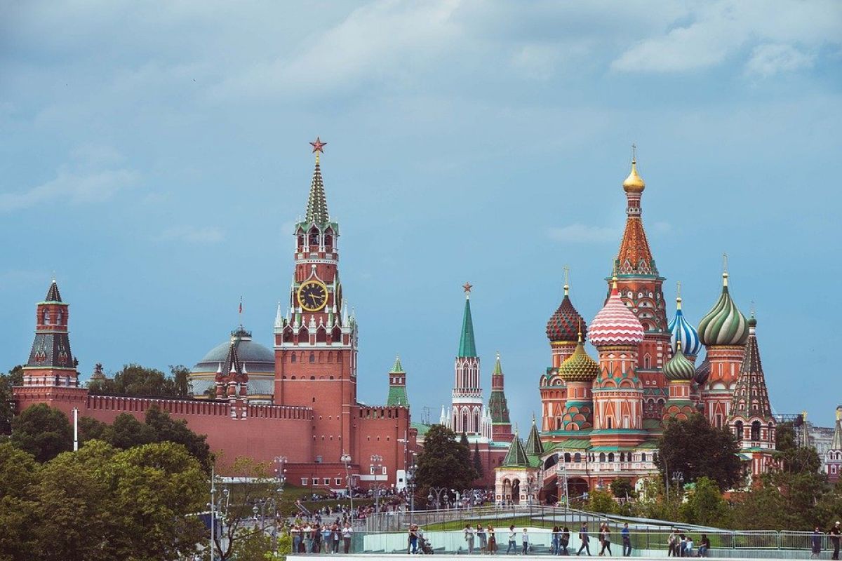 Путин послушал новые воронежские колокола на Спасской башне&nbsp;