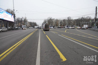 Временная разметка на проспекте Труда путает воронежских автомобилистов