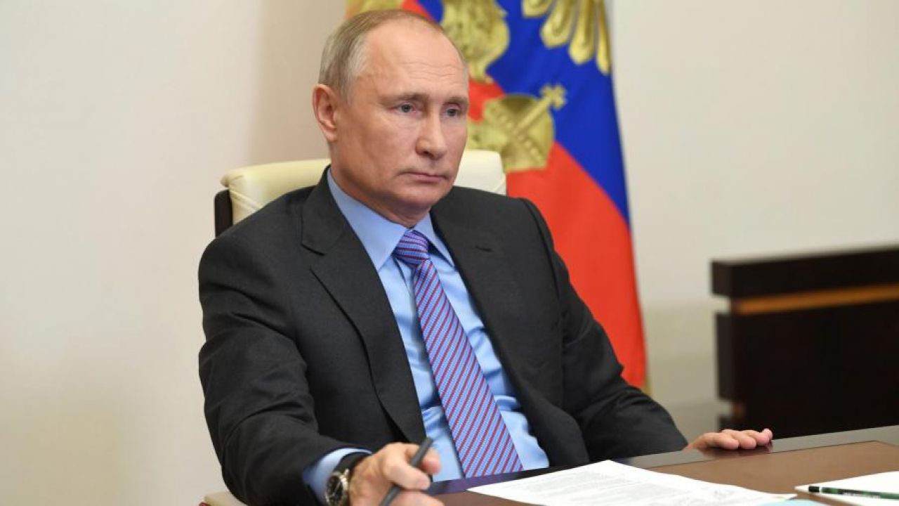 В новогоднем обращении Путин призвал не отступать перед трудностями&nbsp;