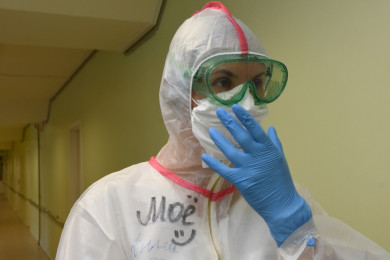 Роспотребнадзор назвал средний возраст болеющих COVID-19 воронежцев