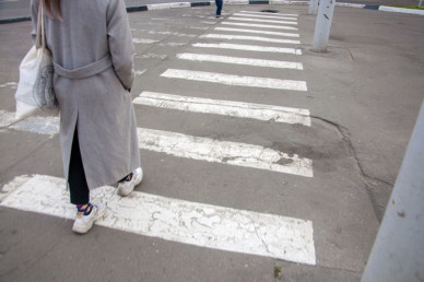 16-летняя девочка попала под колёса «Хёндэ» на переходе в Воронеже