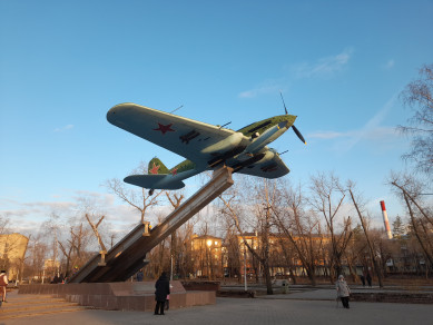 Памятник штурмовику Ил-2 — причина приехать в Воронеж №27