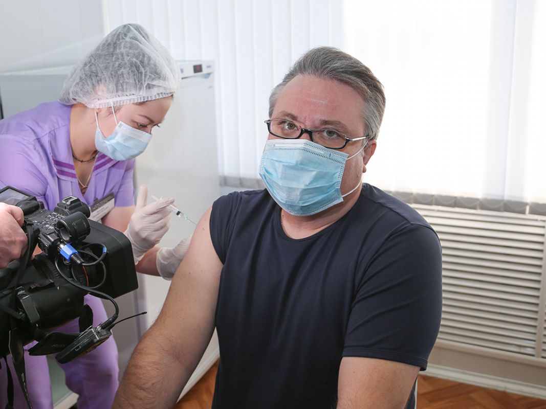Мэр Воронежа рассказал о самочувствии после прививки от коронавируса