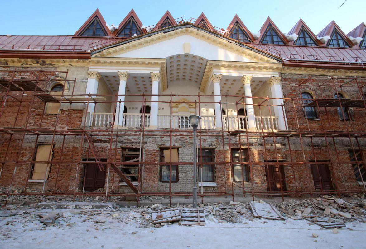 Начало реконструкции театра кукол