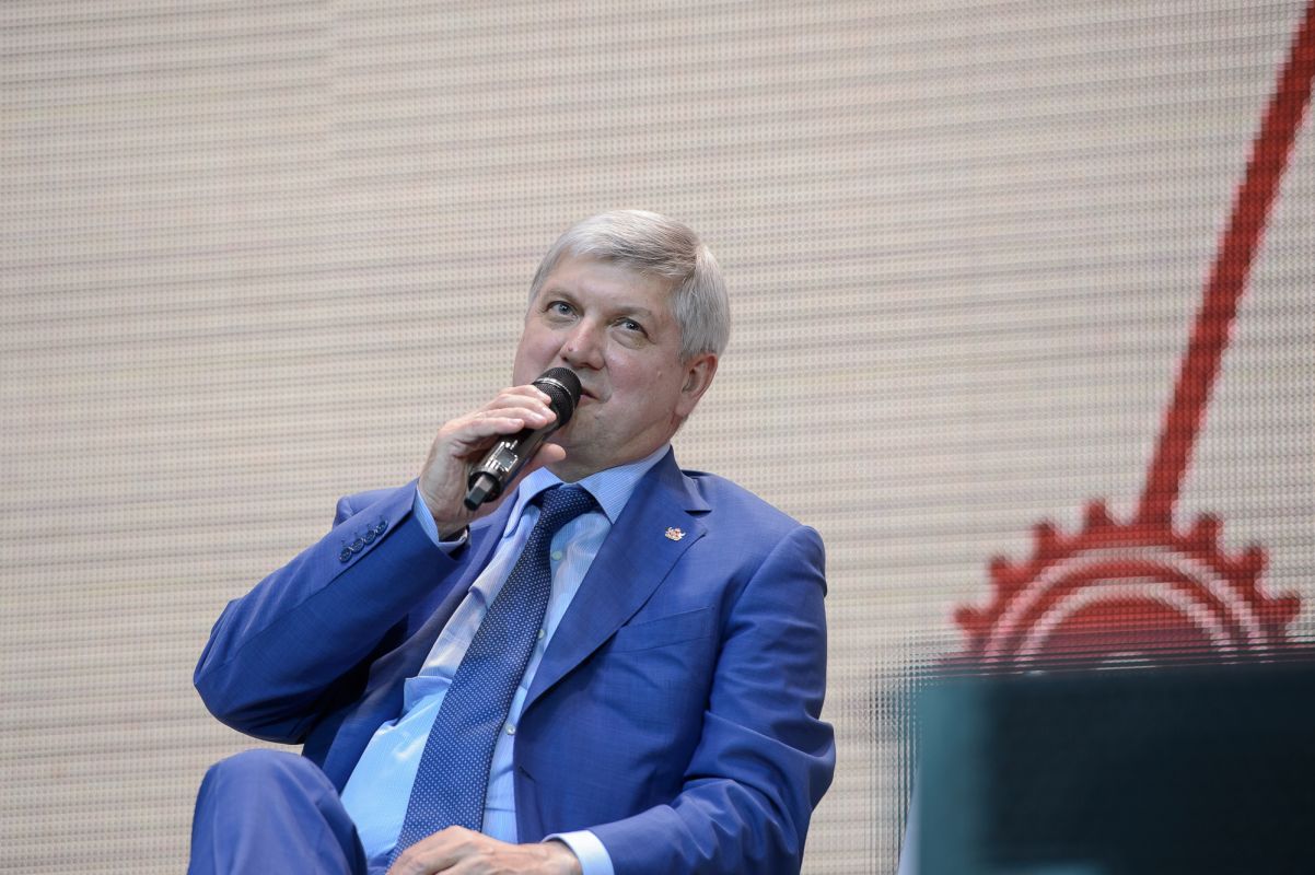 Воронежский губернатор отчитался о доходах за 2020 год 
