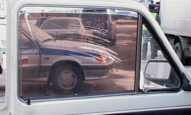 В Воронежской области полиция остановила машину с помощью оружия