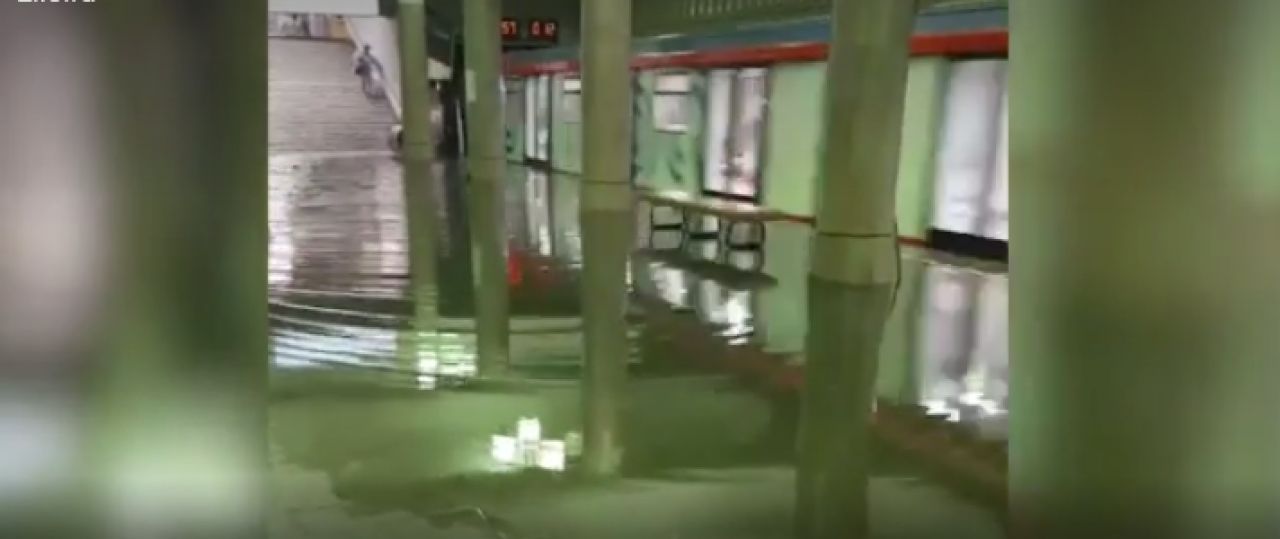 Кадр с видео. Станция метро «Ясенево»