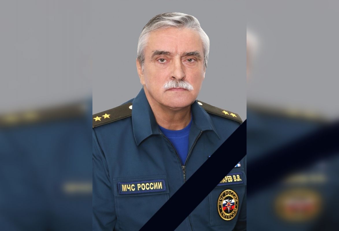 Губернатор Александр Гусев выразил соболезнования в связи с кончиной экс-главы аппарата Совфеда