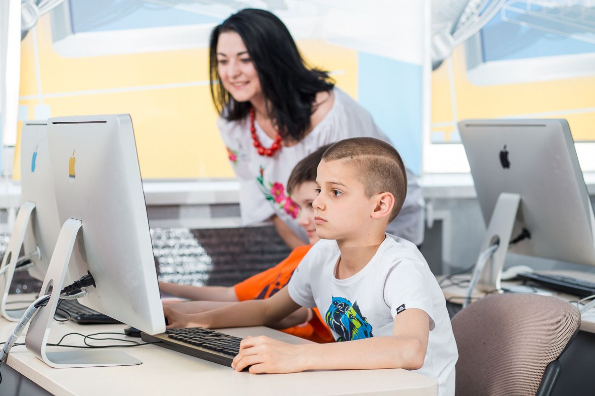 Айтишников растят с 4 лет: почему учиться в компьютерной академии полезно даже детям