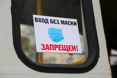  Воронежский губернатор напомнил о масочном режиме в транспорте