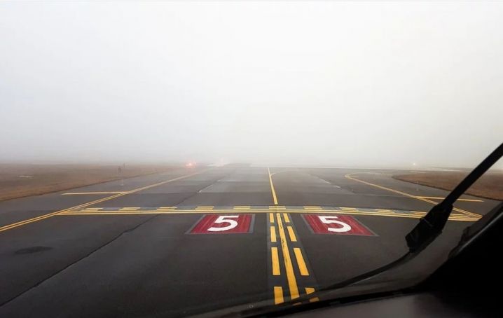 Более 10 воронежских авиарейсов задерживаются из-за тумана в Москве