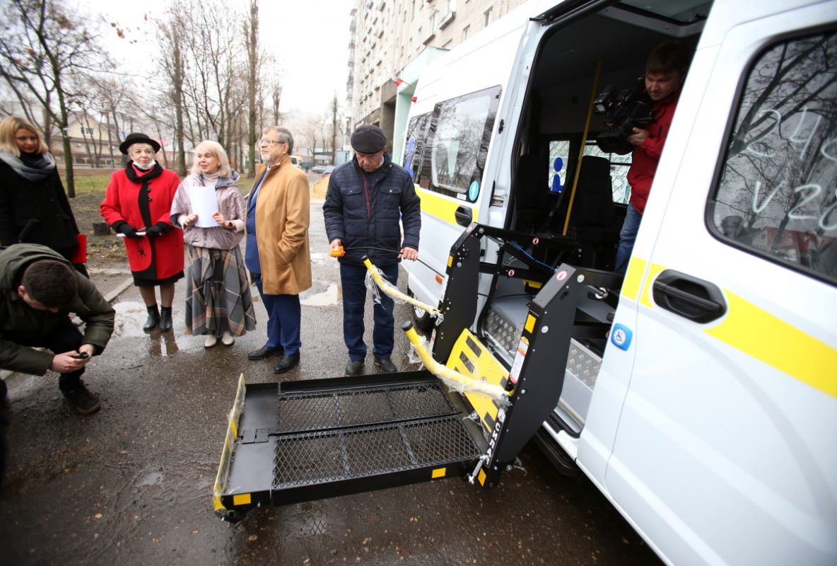 В Воронеже появилось «Социальное такси» для детей с ограниченными возможностями здоровья