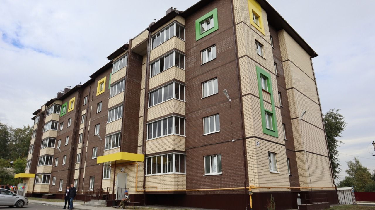 В Воронежской области 186 человек получили новое жильё взамен аварийного