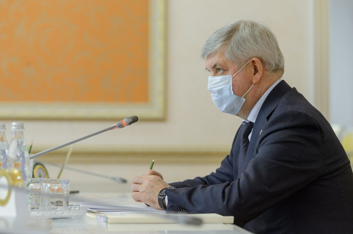 Губернатор Александр Гусев намерен обновить стратегию области в сфере защиты прав человека