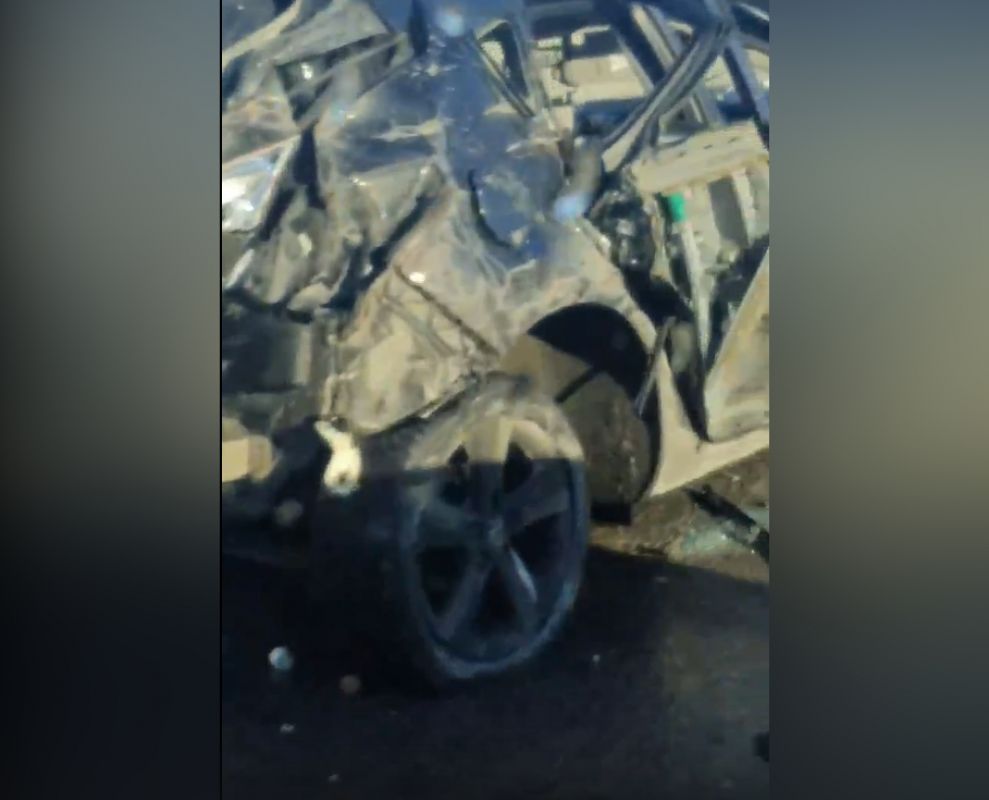 В Воронежской области легковушка врезалась в&nbsp;грузовик: два человека пострадали