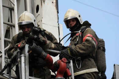 За несколько часов до Нового года в Воронеже сгорела квартира