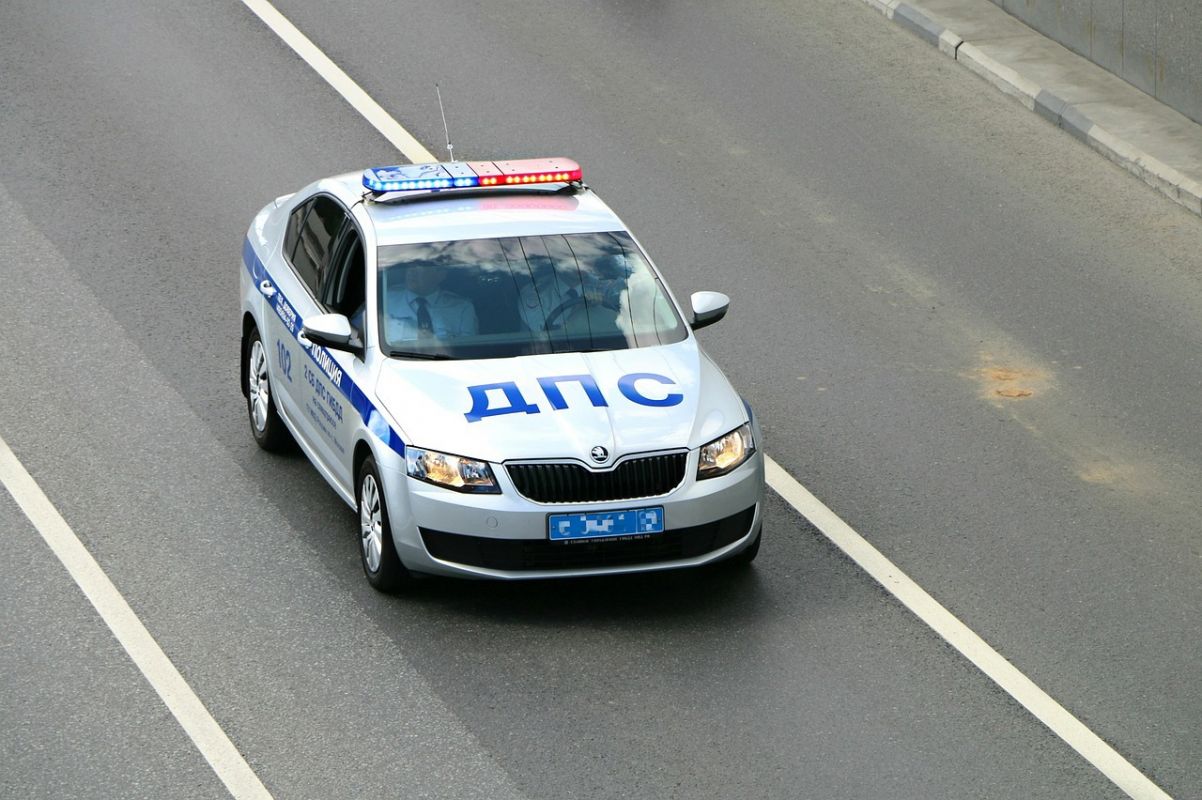 Легковушка вылетела в кювет в Воронежской области — погибла находившаяся за рулём женщина