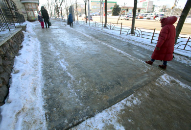 Дороги Воронежа снова превратились в каток