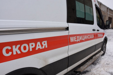 В Воронеже водитель иномарки сбил пешехода, шедшего по проезжей части 