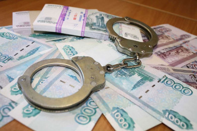  В Воронеже будут судить экс-борца с коррупцией за получение взятки 