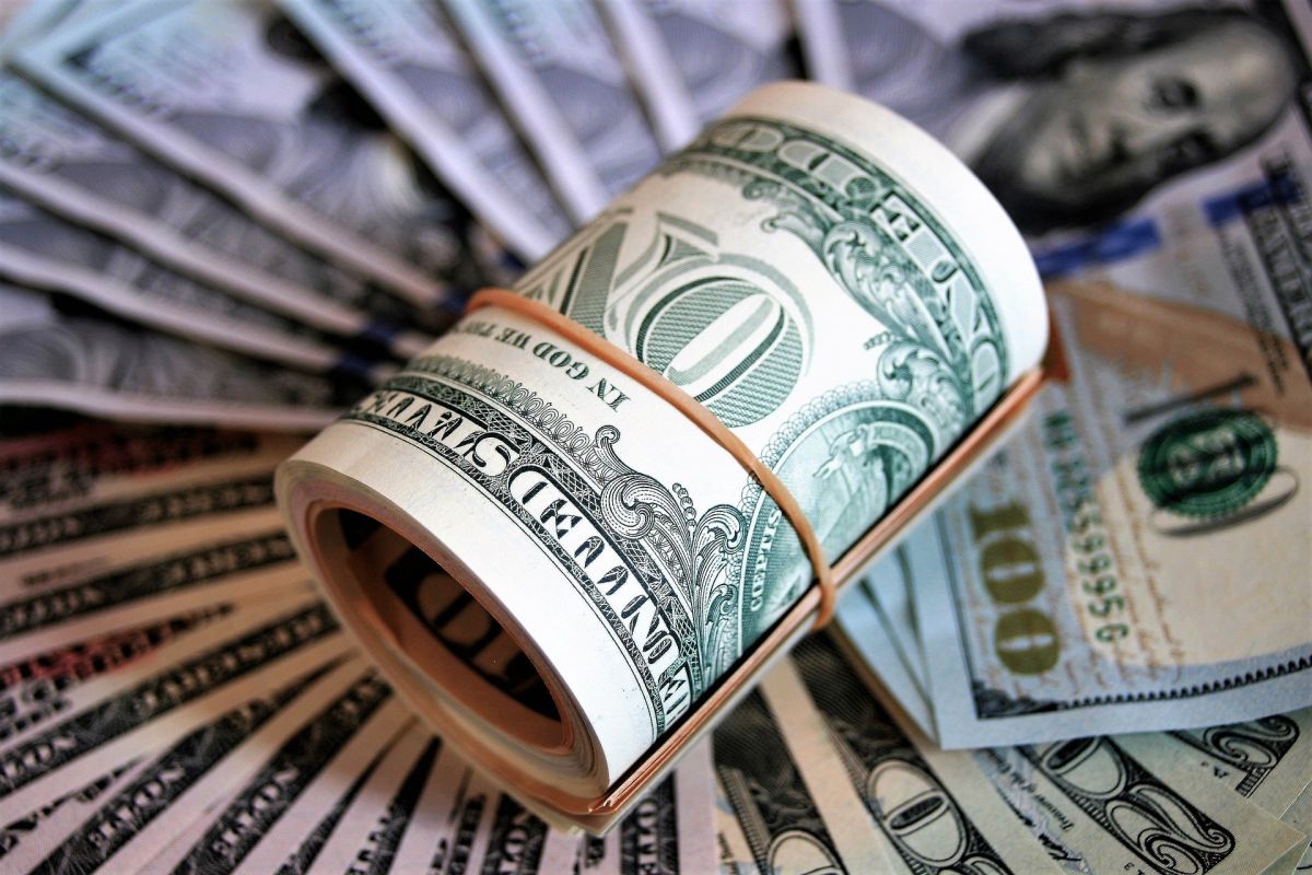Сбербанк резко поднял курсы иностранной валюты