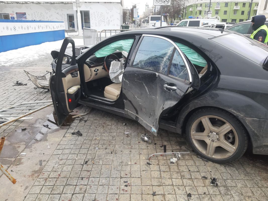 Три человека получили травмы в результате ДТП в центре Воронежа&nbsp;