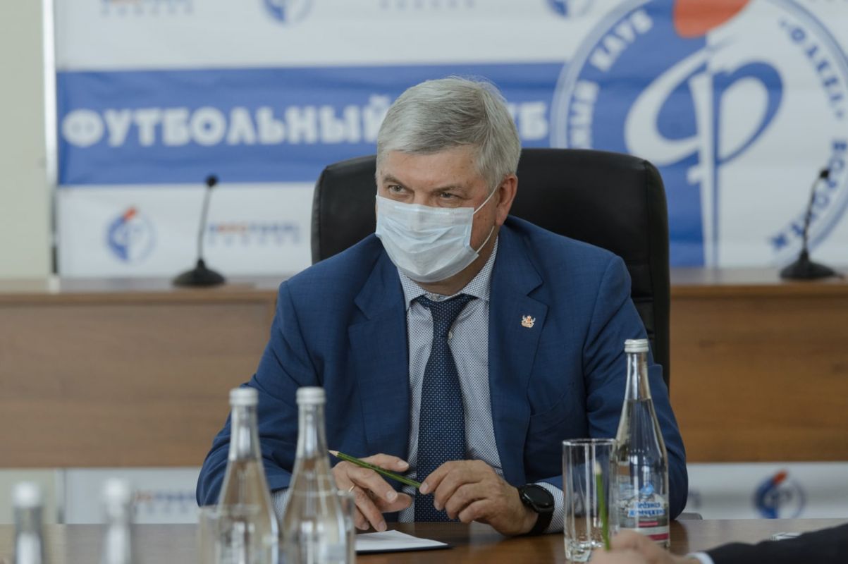 Воронежский губернатор выделит ФК «Факел» 260 миллионов рублей