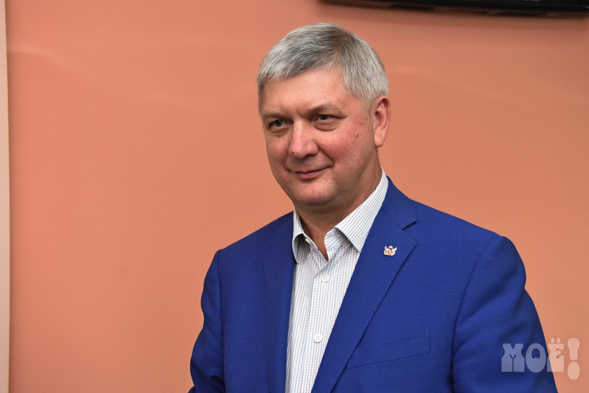 Воронежский губернатор потребовал, чтобы крупные чиновники отложили отпуска