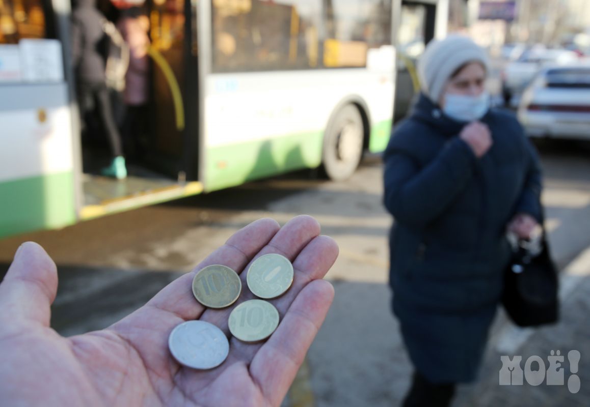 В Воронеже отложили введение безлимитных проездных в автобусах