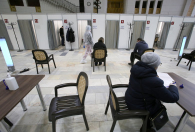 В Воронежской области второй день подряд выявили более тысячи заболевших COVID