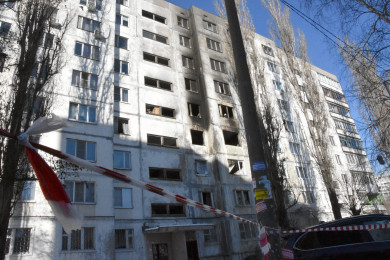 Из-за взрыва газа в доме на Хользунова жильцы остались без лифта