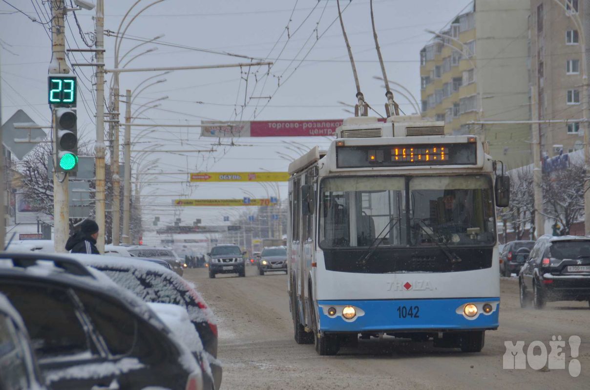 Воронежцы просят вернуть троллейбусный маршрут, временно закрытый 2,5 месяца назад