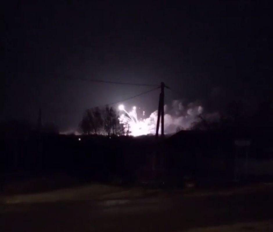 СМИ: в результате взрывов в Белгородской области пострадали четверо военных