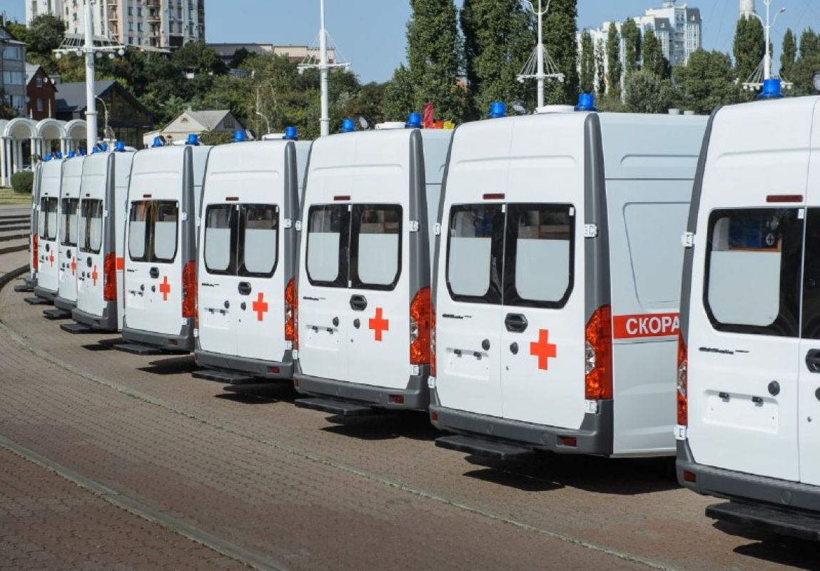 Воронежский губернатор: в этом году в регионе закупят 66 машин скорой помощи