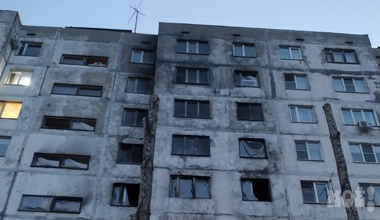 Пострадавшая от взрыва газа 9-этажка в Воронеже спустя месяц выглядит так же удручающе