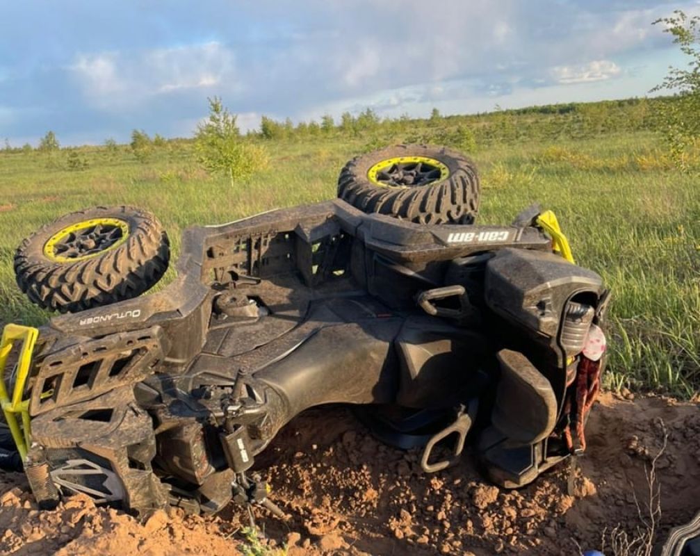 Квадроцикл перевернулся в Воронежской области — водитель погиб