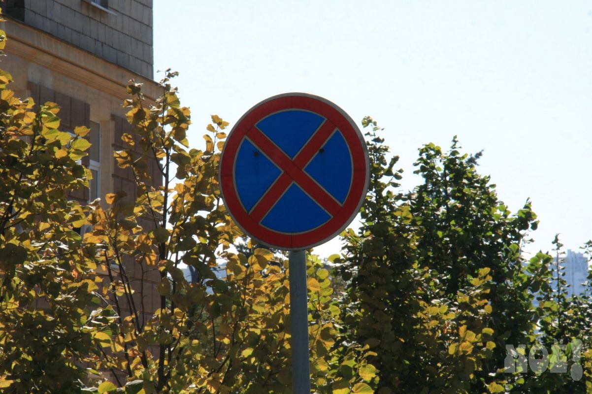 Воронежцам запретили парковаться у&nbsp;Советской площади