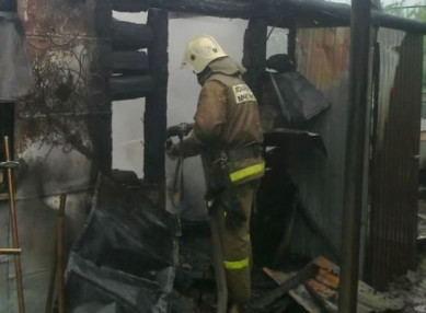 В Воронежской области загорелся жилой дом: есть погибший
