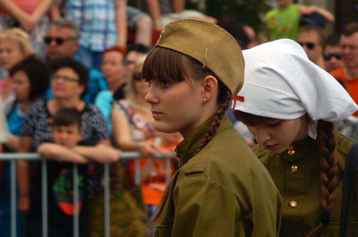 «Ответственность за жизнь ребёнка берите на себя». Воронежских школьников отправили на «военные» сборы