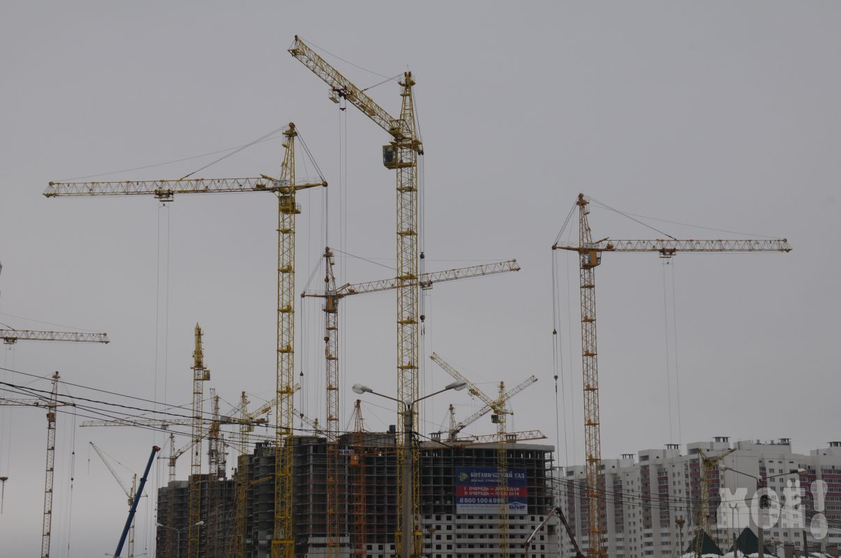 На стройке в Воронеже рабочий получил ушиб головного мозга