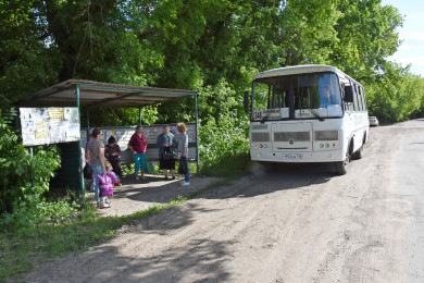 Пригородный маршрут Воронеж - Подпольный могут отменить из-за разбитой дороги