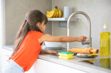 Воронежцам напомнили, какие дома останутся без горячей воды с 4 июля