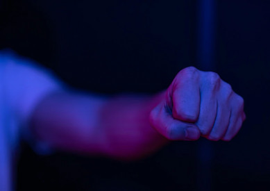 Воронежец ударил гаишника кулаком по лицу