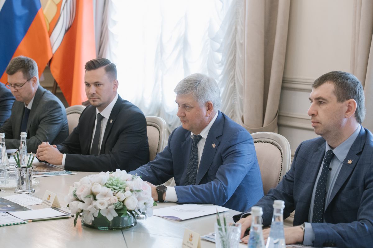 Воронежский губернатор одобрил создание в регионе завода по переработке шин&nbsp;