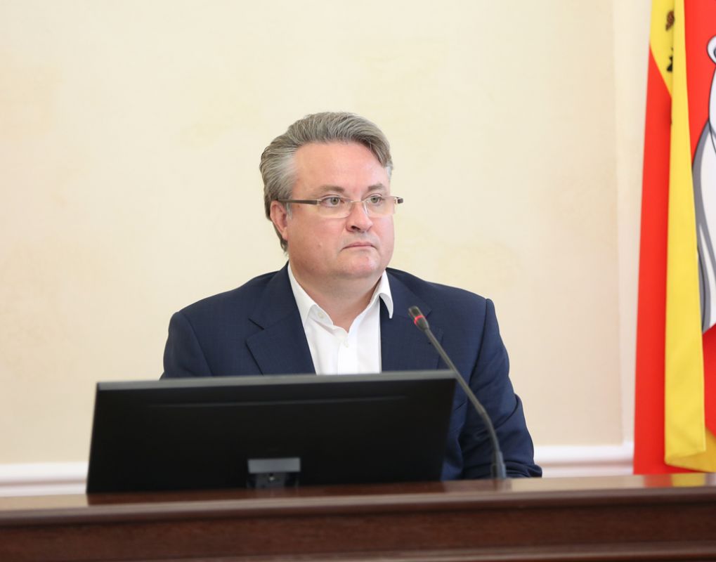 Мэр Воронежа оценил темпы благоустройства Петровской набережной