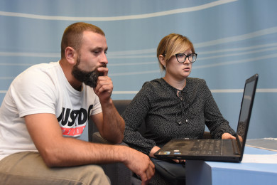 В гибели 3-месячной девочки в страшном ДТП следователи обвинили её отца