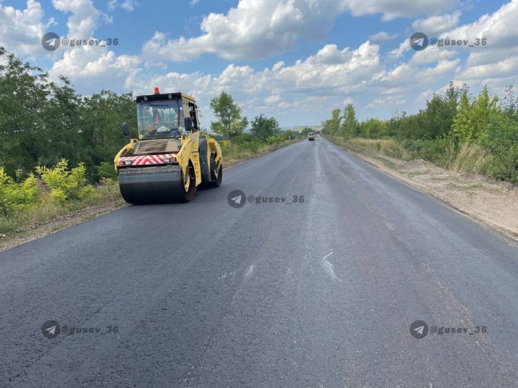 Воронежский губернатор держит на контроле ремонт дороги в ЛНР